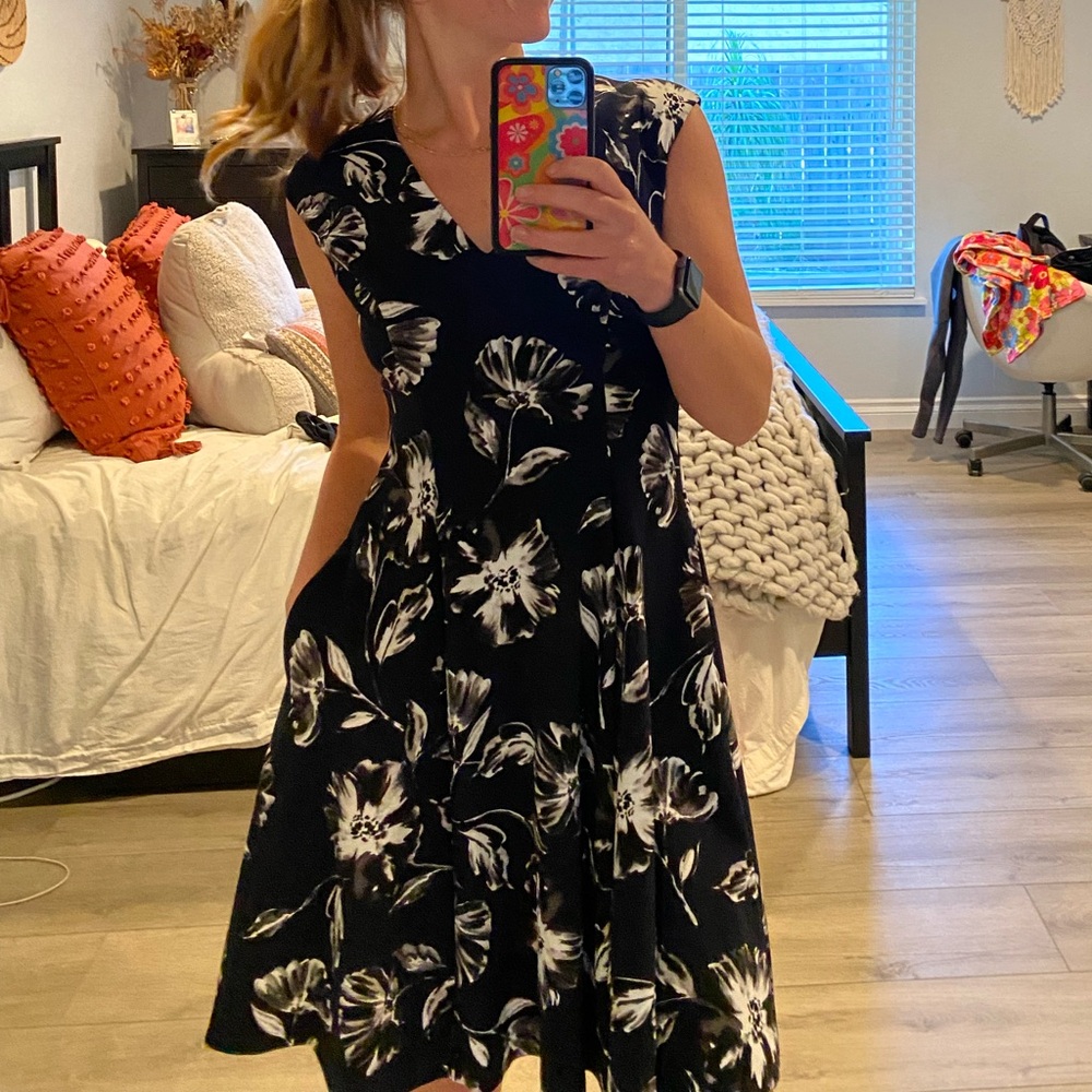 Vince Camuto Dress